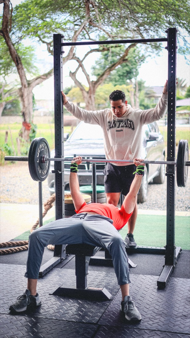 Entrenamiento al aire libre en STI CrossFit